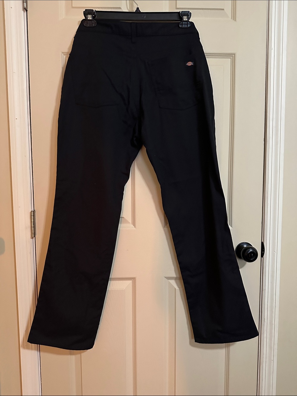 Dickies women’s black pants